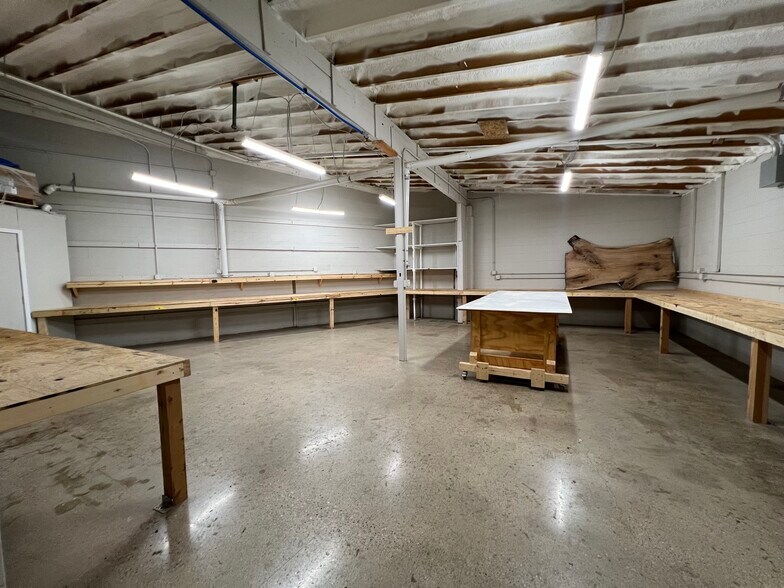 135 E Broadway St, Fortville, IN à vendre - Photo de l’immeuble – Image 3 sur 7