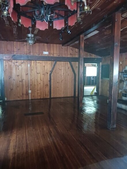 4259 Pickens Hwy, Rosman, NC à louer - Photo intérieure – Image 3 sur 30