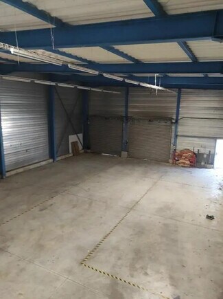 Plus de détails pour Industriel/Logistique à louer