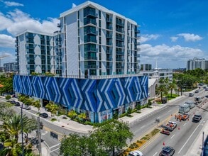 320 S Federal Hwy, Hollywood, FL à louer Photo de l’immeuble– Image 1 sur 12