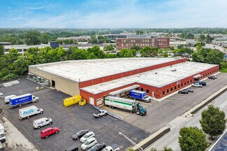 Plus de détails pour 1560 Indiana Ave, Indianapolis, IN - Industriel/Logistique à vendre