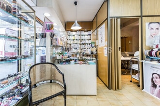 Local commercial dans Barcelone, Barcelona à louer Photo intérieure– Image 2 sur 25