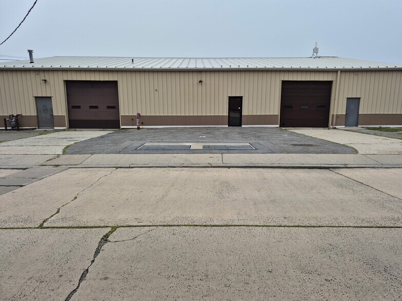 61 Water St, Ossining, NY à louer - Photo de l’immeuble – Image 1 sur 5