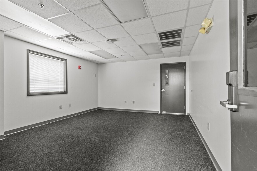 9324 Madison Blvd, Madison, AL à louer - Photo intérieure – Image 3 sur 11