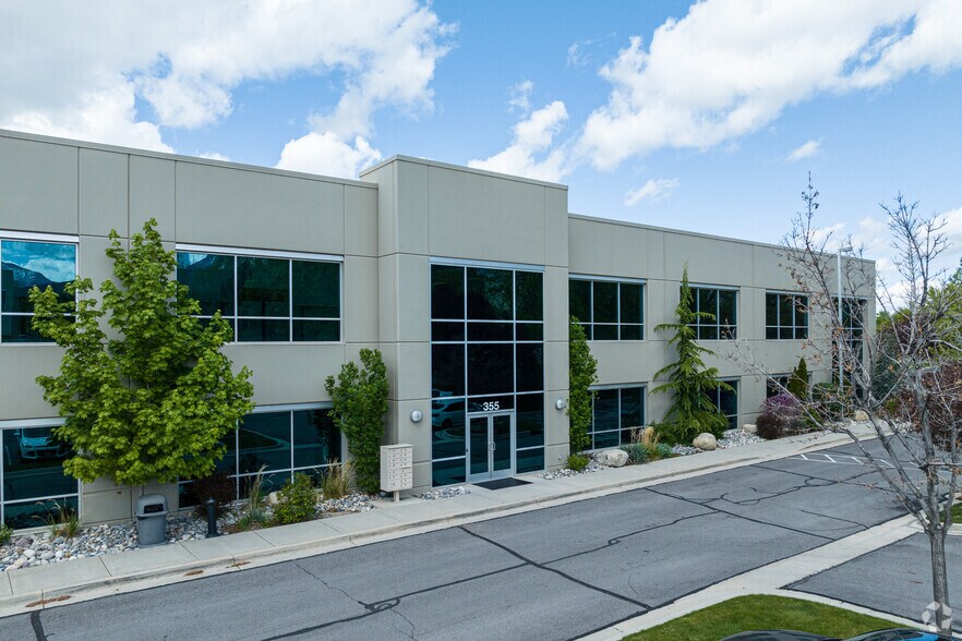 355 S 520 W, Lindon, UT à louer - Photo de l’immeuble – Image 2 sur 4