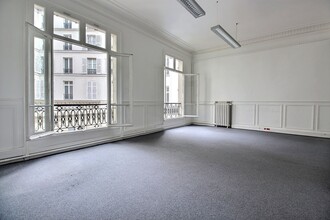 10 Rue De Châteaudun, Paris à louer Photo intérieure– Image 2 sur 9