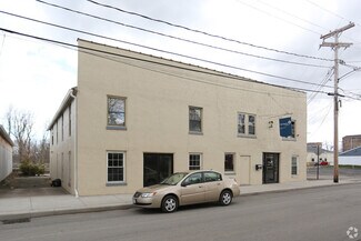 Plus de détails pour 80 Clinton St, Brockport, NY - Logement à vendre