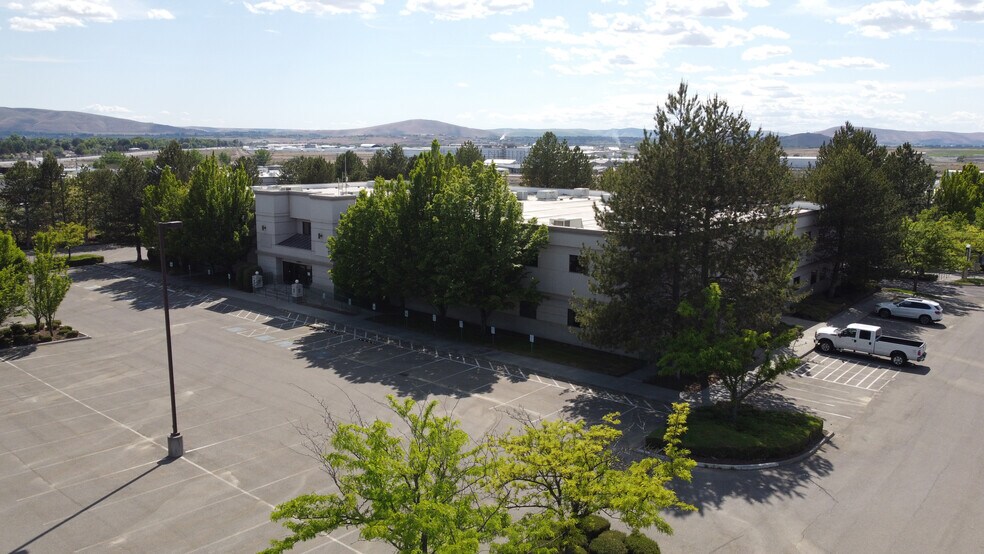 2261 Stevens Dr, Richland, WA à louer - Photo de l’immeuble – Image 3 sur 9