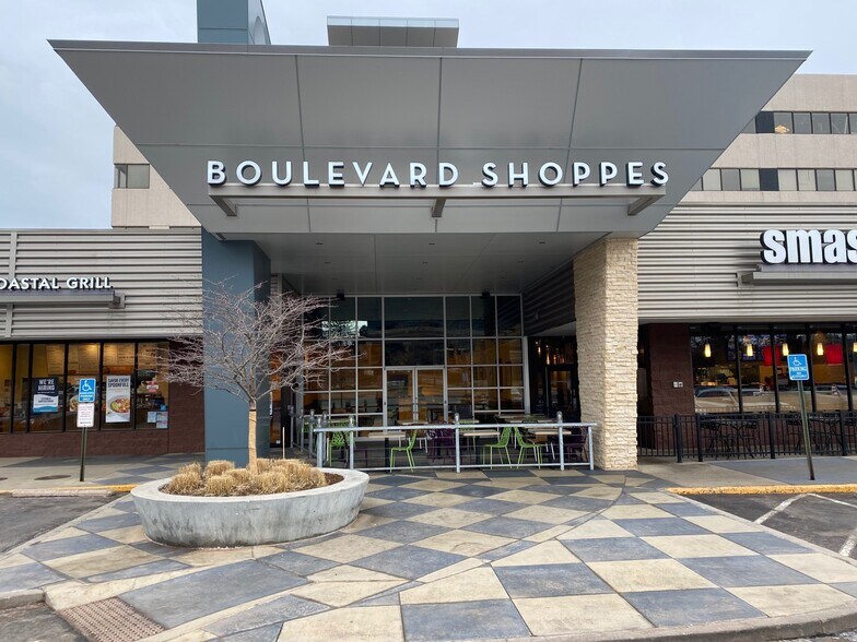 200-240 Union Blvd, Denver, CO à louer - Photo principale – Image 1 sur 5