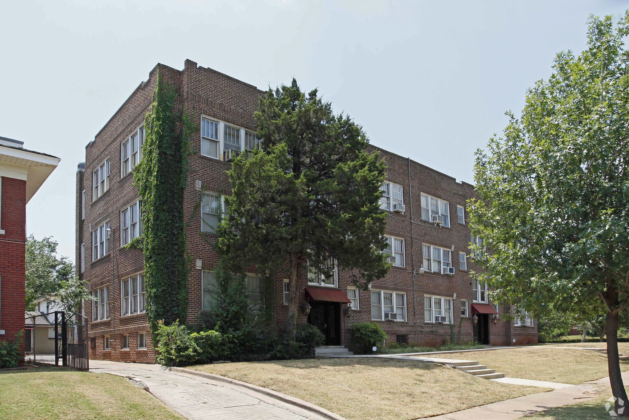 130 NW 17th St, Oklahoma City, OK à vendre Photo principale– Image 1 sur 11