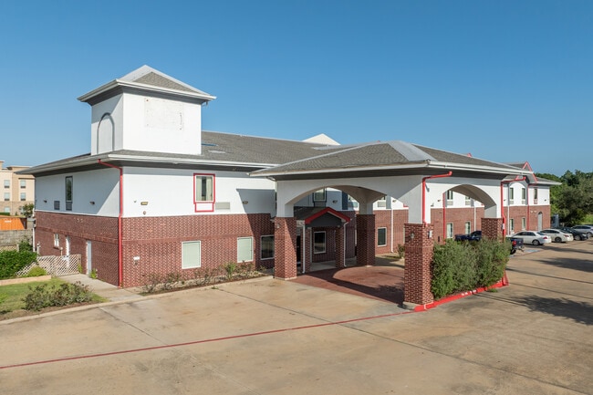 Plus de détails pour 1007 Highway 332, Clute, TX - Hôtellerie aux enchères