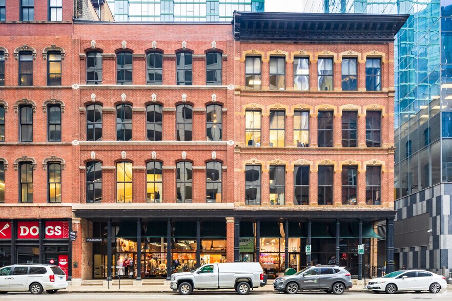 175 N Franklin St, Chicago, IL à louer - Photo principale – Image 1 sur 14
