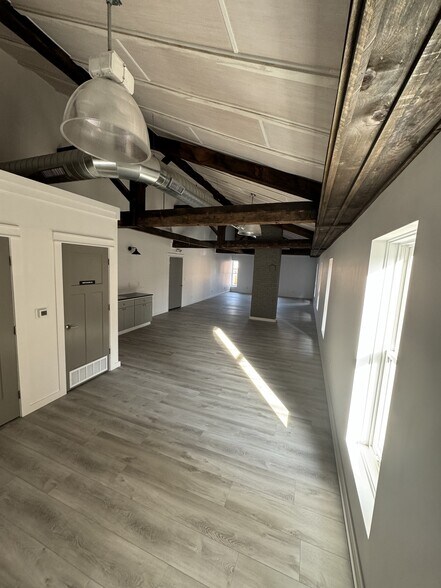 25 W Winter St, Delaware, OH à louer - Photo principale – Image 1 sur 6