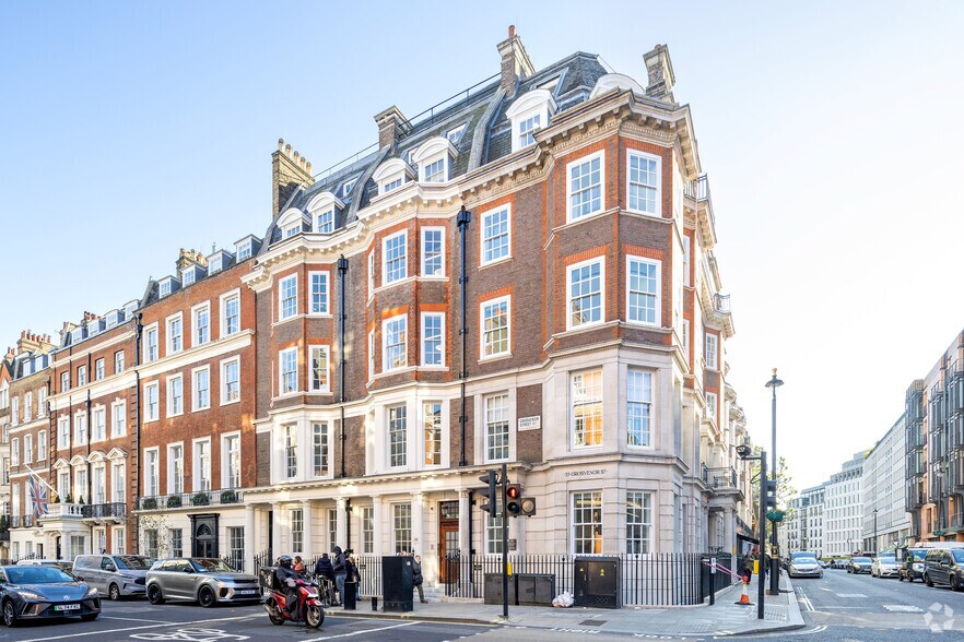 56 Grosvenor St, Londres à louer - Photo de l’immeuble – Image 1 sur 22