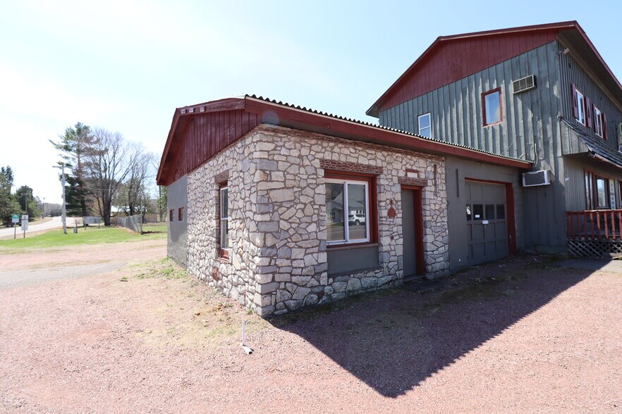 22211 US Highway 63, Grand View, WI à vendre - Photo de l’immeuble – Image 2 sur 18