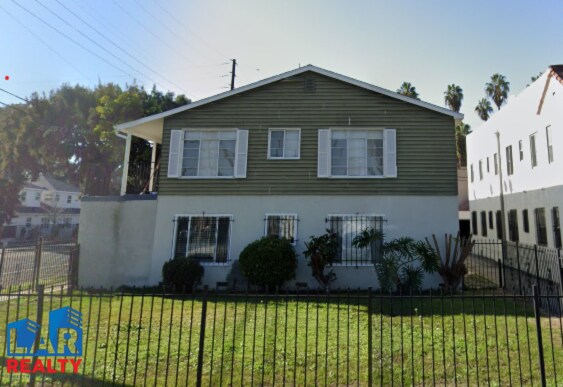 3101 W 48th St, Los Angeles, CA à vendre - Photo de l’immeuble – Image 3 sur 4