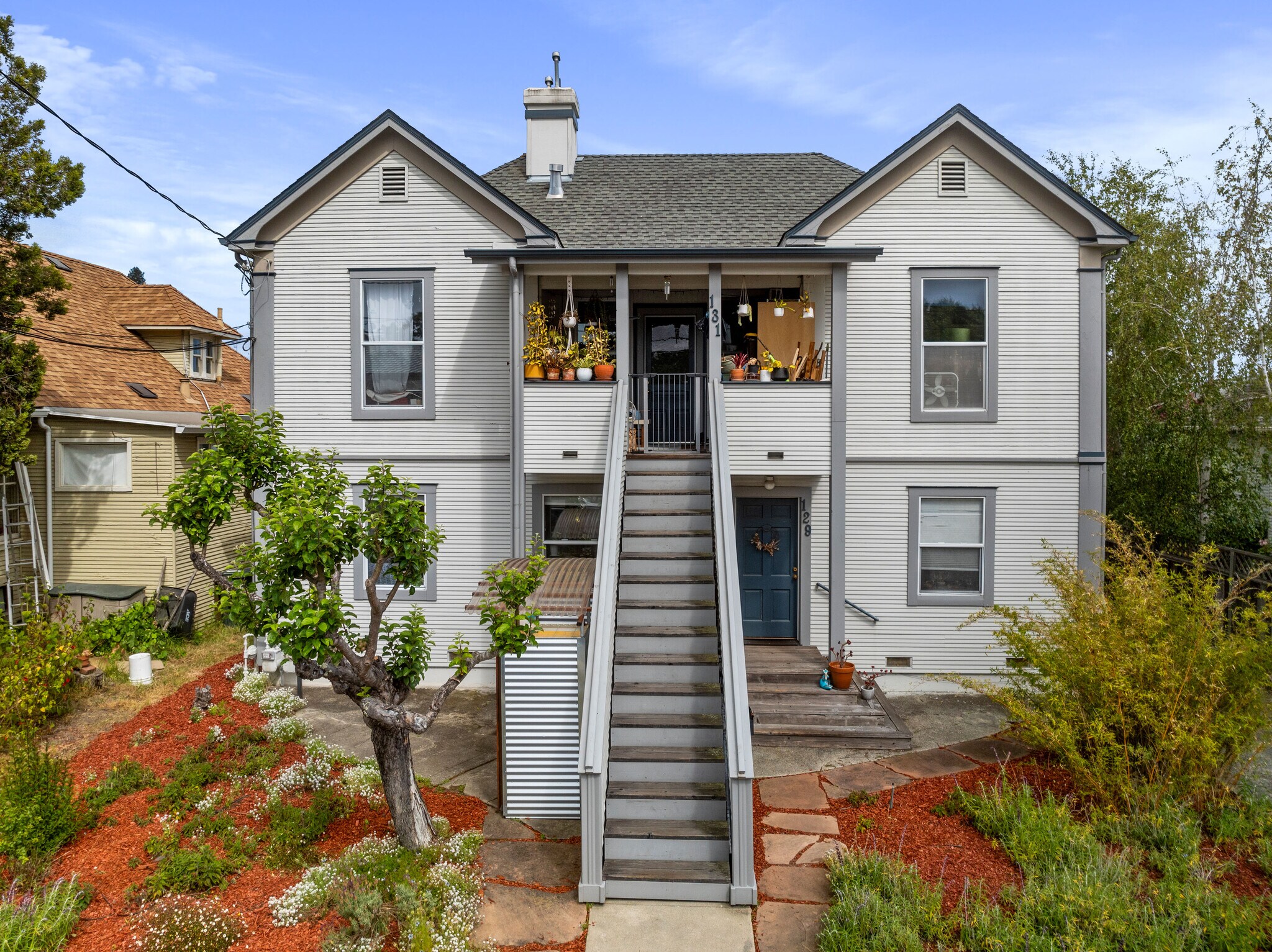 129 Sunnyside Ave, Santa Cruz, CA à vendre Photo principale– Image 1 sur 19