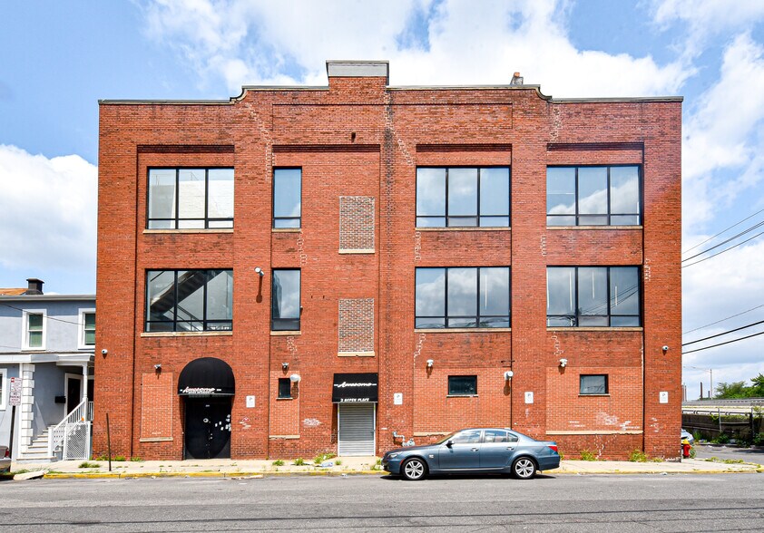 2 Aspen Pl, Passaic, NJ à louer - Photo principale – Image 1 sur 54