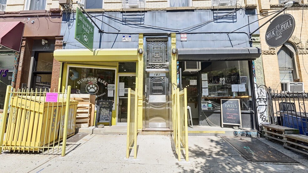 181 Irving Ave, Brooklyn, NY à vendre - Photo de l’immeuble – Image 2 sur 25