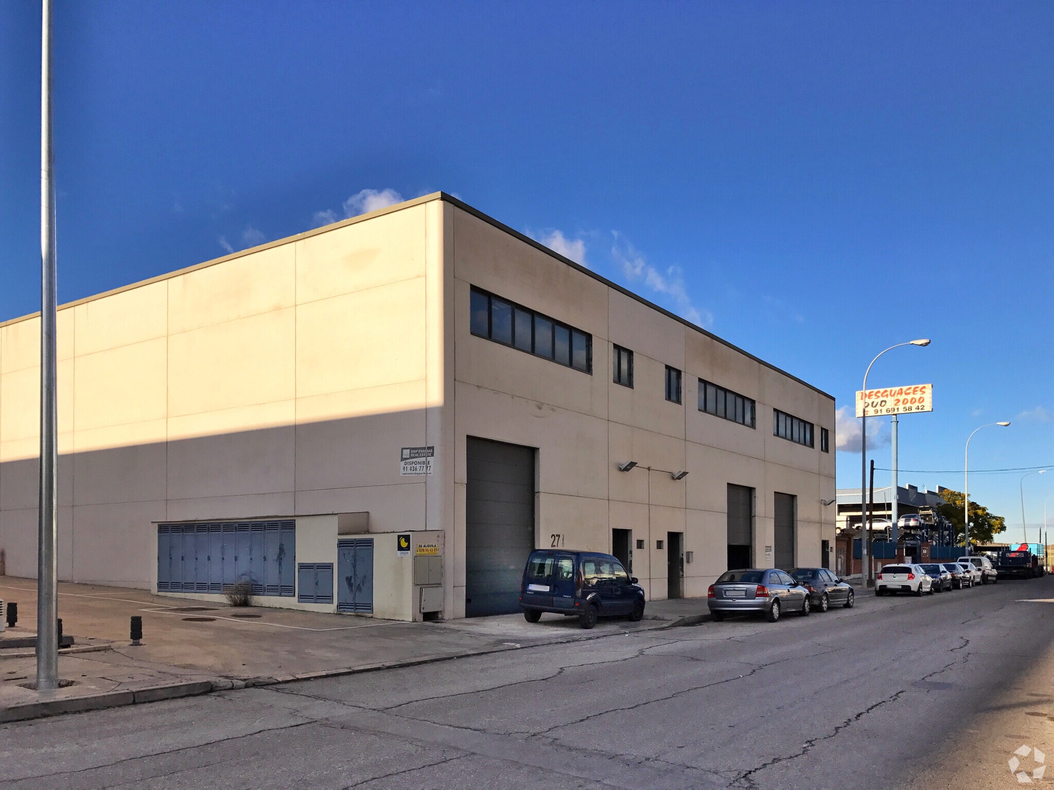 Industriel/Logistique dans San Martín de la Vega, Madrid à vendre Photo principale– Image 1 sur 14