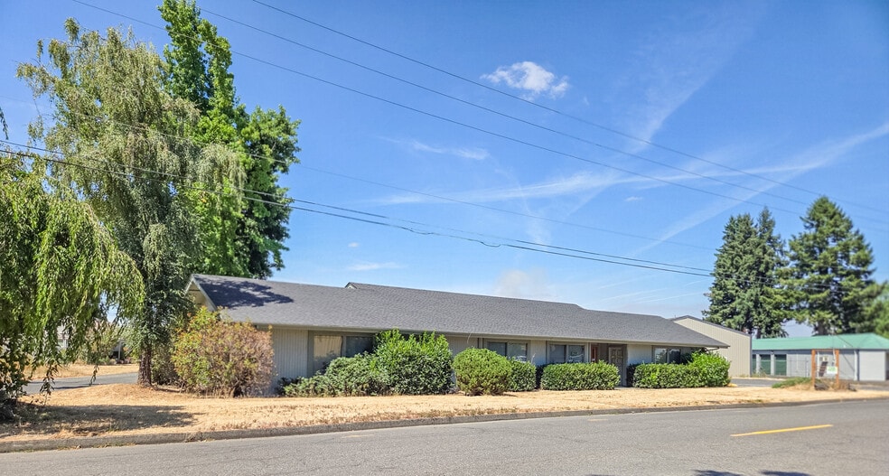 1881 W Washington St, Stayton, OR à louer - Photo principale – Image 1 sur 20