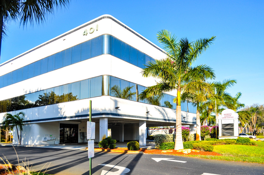 401 W Linton Blvd, Delray Beach, FL à louer - Photo principale – Image 1 sur 17