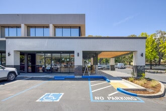 2551 San Ramon Valley Blvd, San Ramon, CA à louer Photo intérieure– Image 1 sur 3