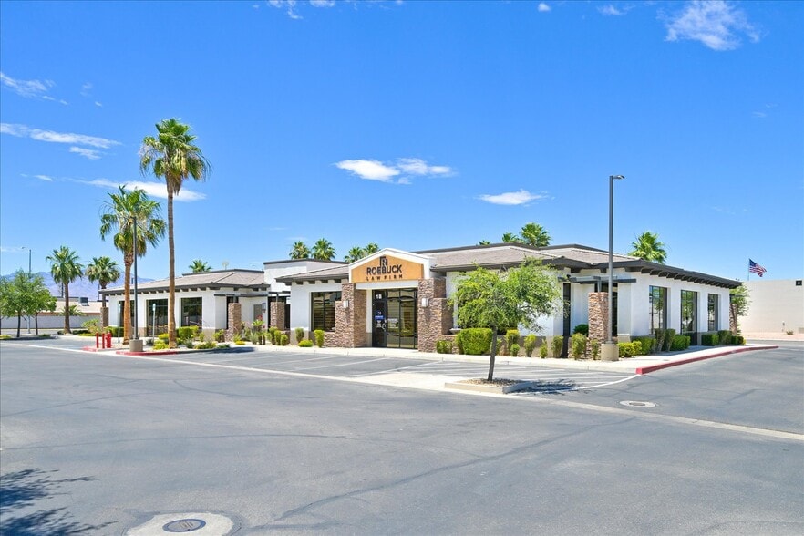 2610-2620 S Jones Blvd, Las Vegas, NV à vendre - Photo de l’immeuble – Image 2 sur 54