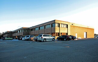 Plus de détails pour 1650-1686 E Cliff Rd E, Burnsville, MN - Industriel/Logistique à louer
