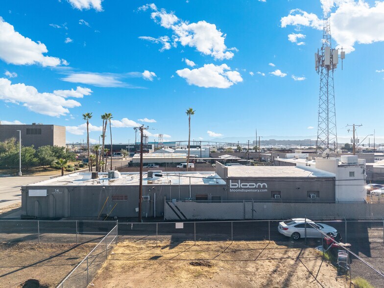 14 S 41st Pl, Phoenix, AZ à vendre - Photo de l’immeuble – Image 2 sur 7