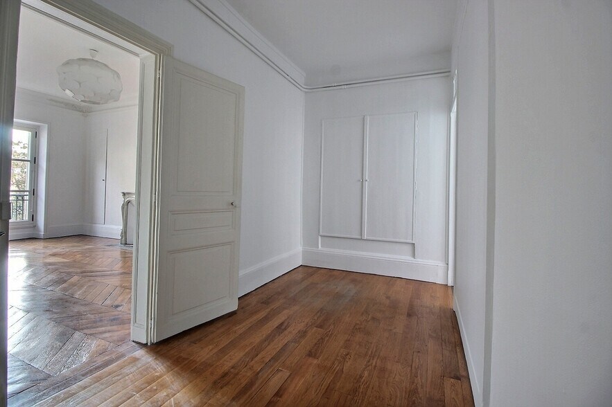 22 Rue De Douai, Paris à louer - Photo intérieure – Image 3 sur 23