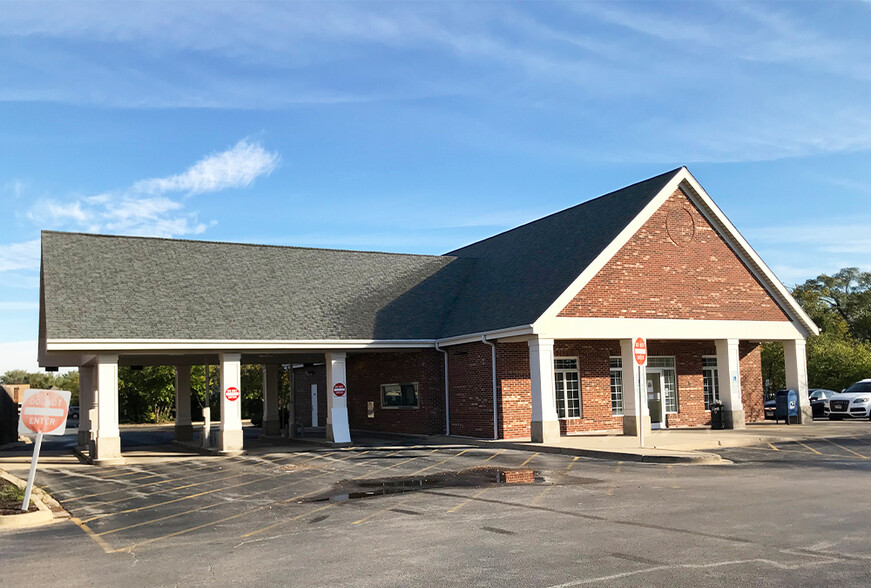 30 E Dundee Rd, Buffalo Grove, IL à louer - Photo de l’immeuble – Image 1 sur 3