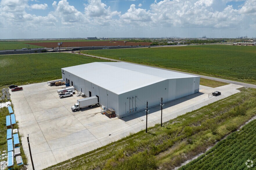 Bates Rd, Corpus Christi, TX à louer - Photo principale – Image 1 sur 5