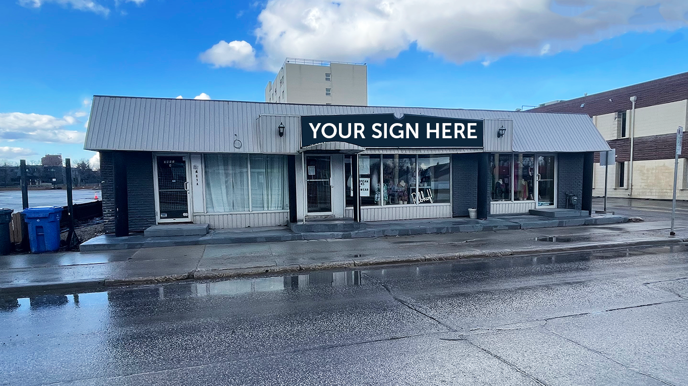 3411 Roblin Blvd, Winnipeg, MB à vendre Photo principale– Image 1 sur 4
