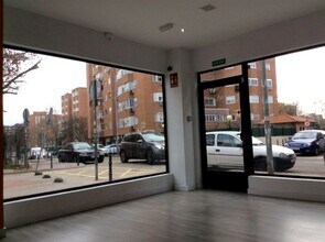 Local commercial dans Fuenlabrada, Madrid à louer Photo intérieure– Image 1 sur 4