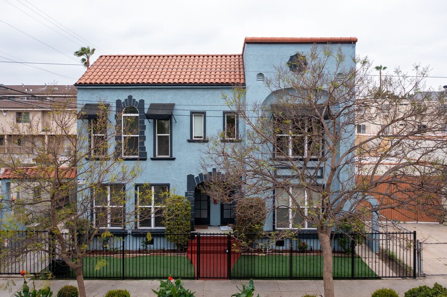 4316 Clinton St, Los Angeles, CA à vendre - Photo de l’immeuble – Image 1 sur 9