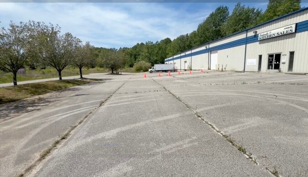 1075 Willow Industrial Ct, Cookeville, TN à vendre - Photo de l’immeuble – Image 3 sur 10
