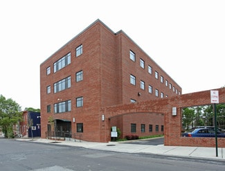 Plus de détails pour 2213 McElderry St, Baltimore, MD - Bureau à vendre