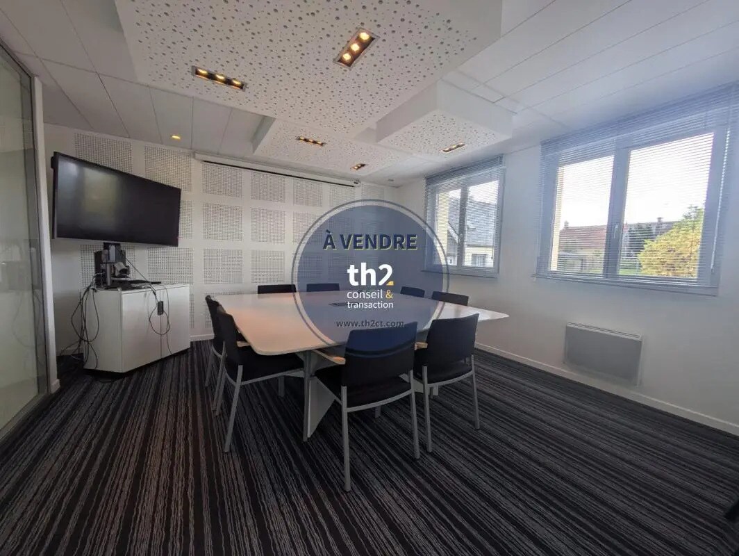 Bureau dans Saint-Lô à vendre Photo intérieure– Image 1 sur 4
