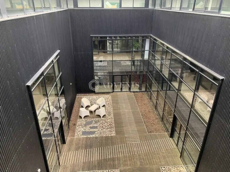 Bureau dans Le Mans à louer - Photo de l’immeuble – Image 3 sur 7