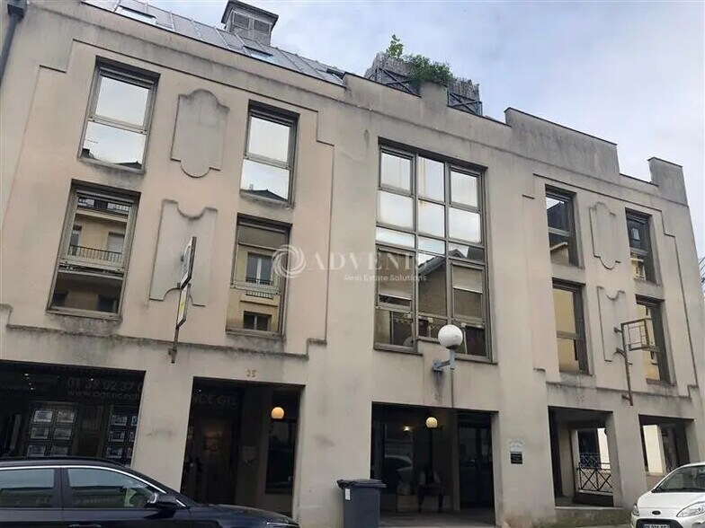 Bureau dans Versailles à vendre - Photo de l’immeuble – Image 1 sur 7