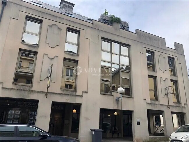 Plus de détails pour Bureau à vendre