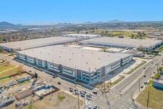 Plus de détails pour 752 N Tippecanoe Ave, San Bernardino, CA - Industriel/Logistique à louer