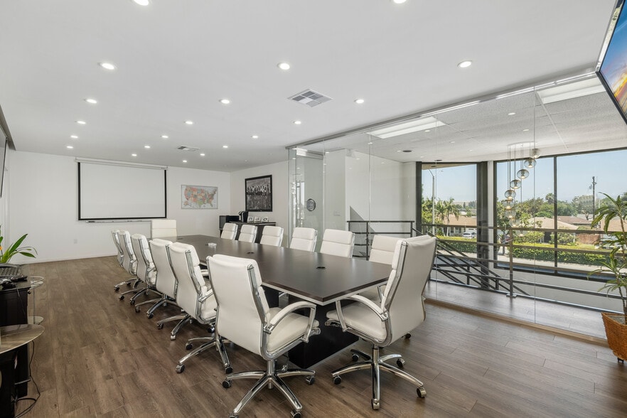 12366 Firestone Blvd, Norwalk, CA à vendre - Photo intérieure – Image 3 sur 29