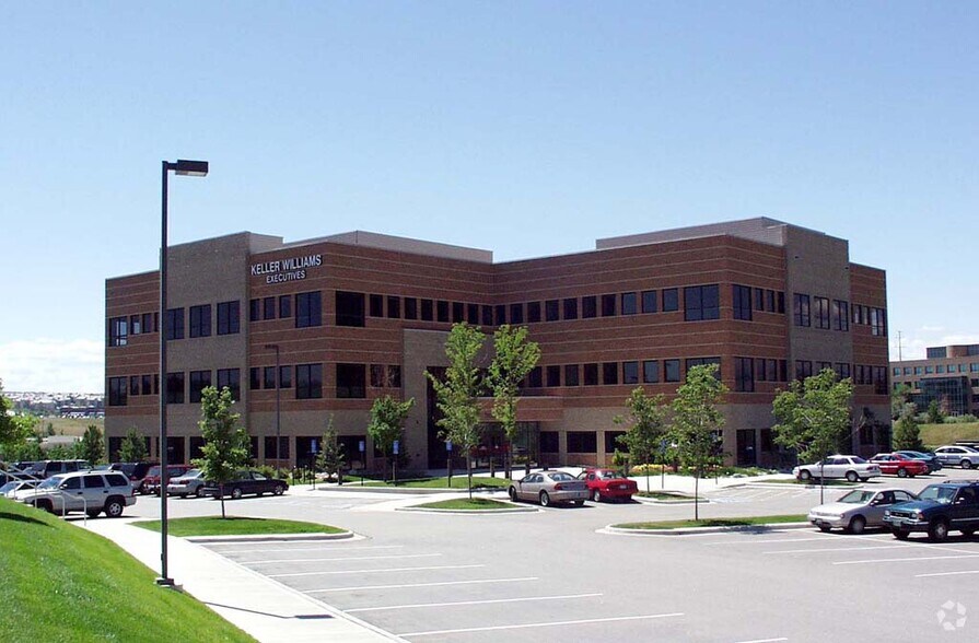 300 Plaza Dr, Highlands Ranch, CO à louer - Photo de l’immeuble – Image 2 sur 6