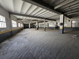 Plus de détails pour Local commercial à louer