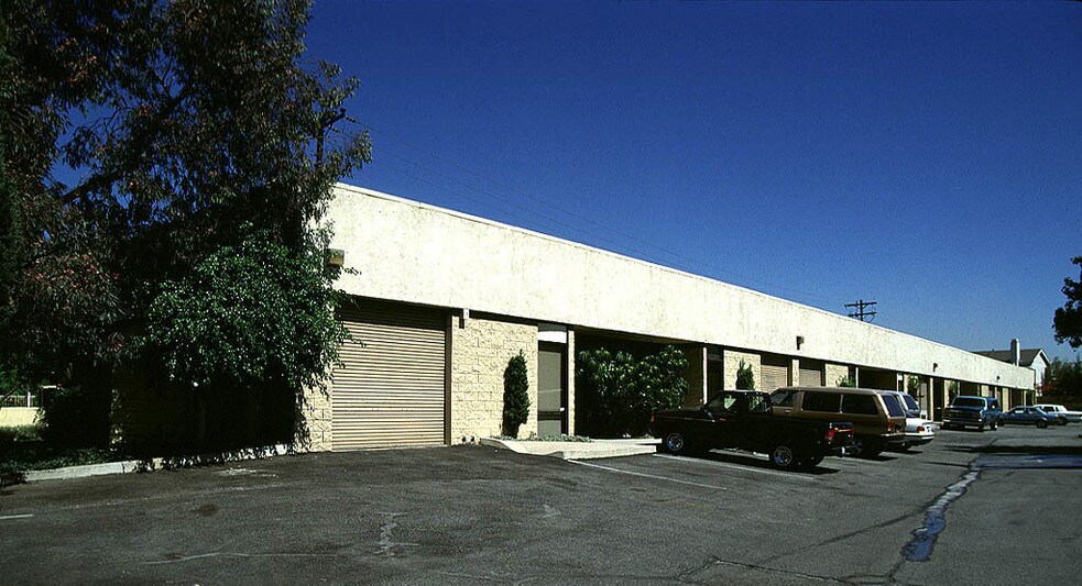 2600 California Ave, Monrovia, CA à louer - Photo principale – Image 1 sur 8