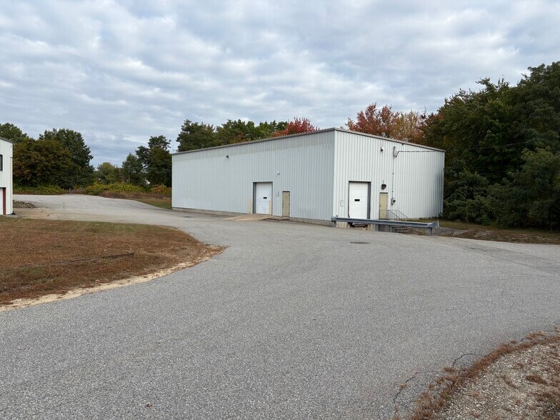 55 Westville Rd, Plaistow, NH à vendre - Photo de l’immeuble – Image 2 sur 9
