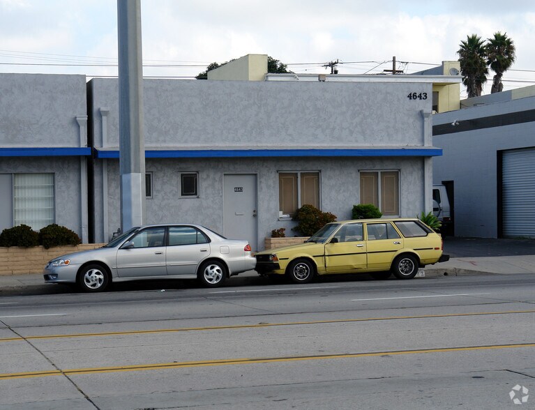 4643-4645 W Rosecrans Ave, Hawthorne, CA à vendre - Photo de l’immeuble – Image 2 sur 7