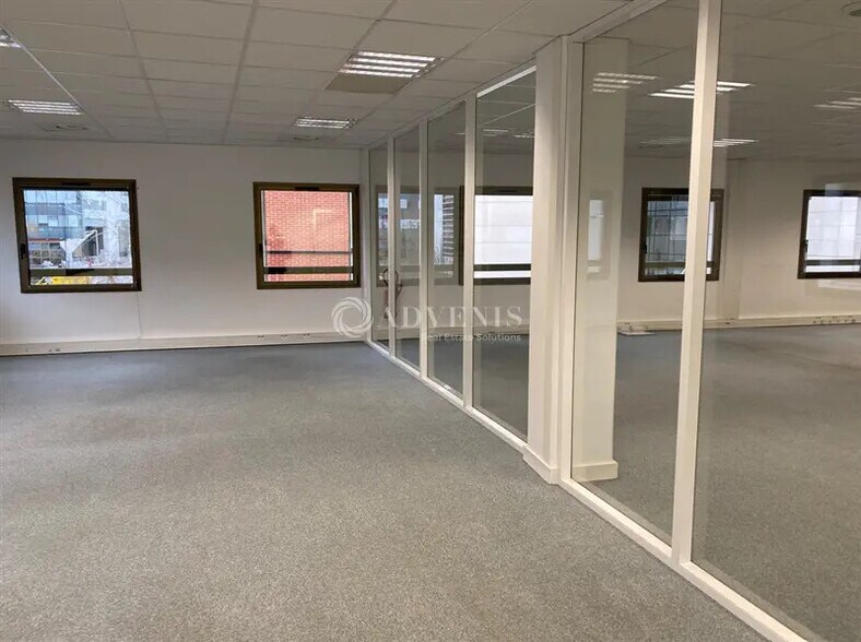 Bureau dans Lyon à louer - Photo de l’immeuble – Image 3 sur 10